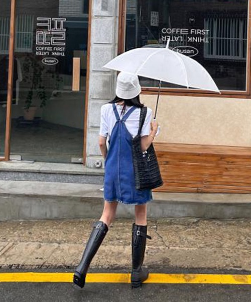 Jewelobe(ジュエローブ)の「デニムミニジャンパースカート(ジャンパースカート・レディース・ブルー・FREE)」の12枚目の写真