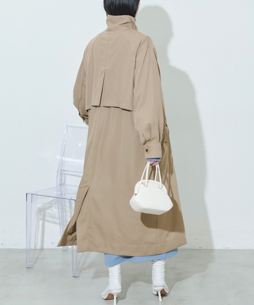 Aunt Marie's（アントマリーズ）の「ボリュームスリーブスタンドコート（トレンチコート・レディース・モカ/ベージュ・FREE/MEDIUM/TALL）」の6枚目の写真