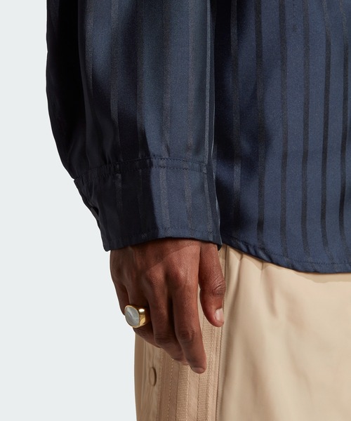 adidas（アディダス）の「アディダス RIFTA シティボーイ 長袖オーバーサイズシャツ / アディダスオリジナルス adidas Originals（シャツ/ブラウス・メンズ・ブルー/ベージュ・SMALL/MEDIUM/LARGE/X-LARGE/XX-LARGE/X-SMALL/3XL）」の11枚目の写真