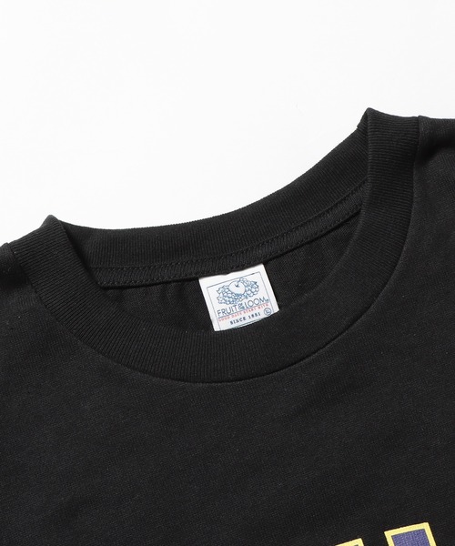 FRUIT OF THE LOOM(フルーツオブザルーム)の「ROOP TOKYO別注 : FRUIT OF THE LOOM/フルーツオブザルーム プリント Tee1 半袖Tシャツ(Tシャツ/カットソー・メンズ・グレー/ブラック/インディゴブルー/ホワイト・M/L/XL)」の5枚目の写真