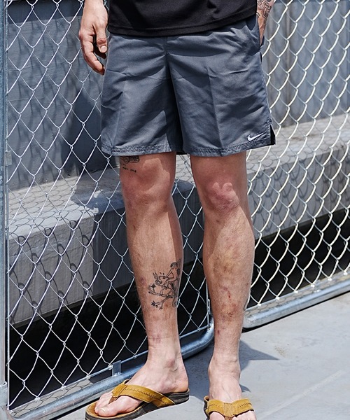 NIKE（ナイキ）の「NIKE/ナイキ エッセンシャル 7" ユーティリティ/水陸両用 ワンポイント/刺繍 ボレーショーツ/トランクス/水着 NESSA559（水着・メンズ・ブルー系その他/ブラウン系その他/グレー×ホワイト/ブラック×ブラック/イエロー系その他/グリーン/オレンジ/サックスブルー・M/S/XL/L/XXL）」の17枚目の写真