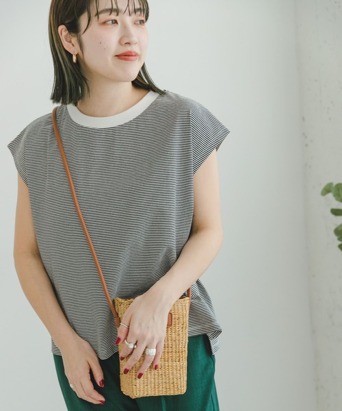 ITEMS URBANRESEARCH(アイテムズ アーバンリサーチ)の「『UR TECH』クルーネックボーダーノースリーブTシャツ(Tシャツ/カットソー・レディース・ホワイト系その他/ブラウン系その他/その他1・FREE)」の8枚目の写真