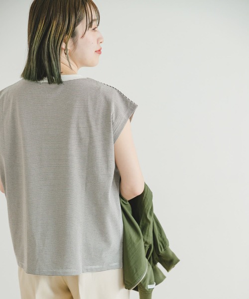 ITEMS URBANRESEARCH(アイテムズ アーバンリサーチ)の「『UR TECH』クルーネックボーダーノースリーブTシャツ(Tシャツ/カットソー・レディース・ホワイト系その他/ブラウン系その他/その他1・FREE)」の19枚目の写真