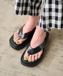 green label relaxing | プラット トングサンダル(3.5cmヒール)(サンダル)