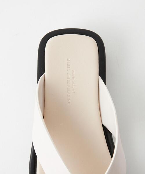 green label relaxing（グリーンレーベルリラクシング）の「プラット トングサンダル(3.5cmヒール)（サンダル・レディース・ブラック/オフホワイト・S/M/L/XL）」の12枚目の写真