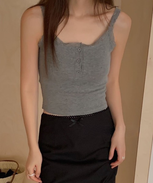 ハーフボタンレースストラップキャミソール（キャミソール）｜Vipoa