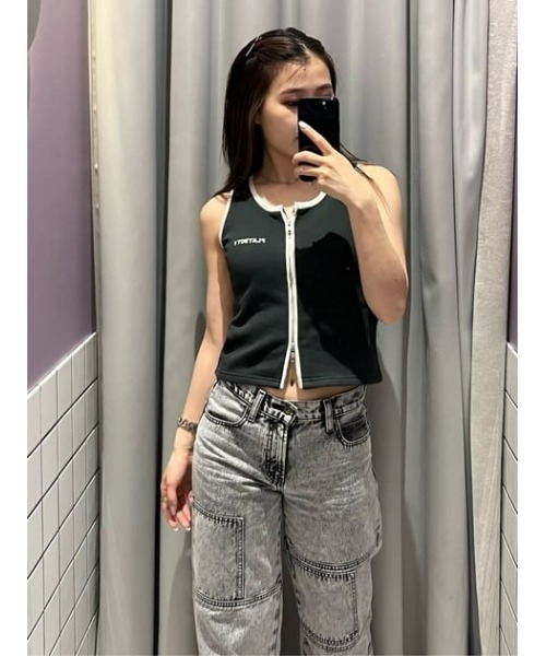PLAYBOY(プレイボーイ)の「PLAYBOY×LAGUA ZIP TANK(タンクトップ・レディース・ライトブラック/グレイッシュベージュ・FREE)」の19枚目の写真