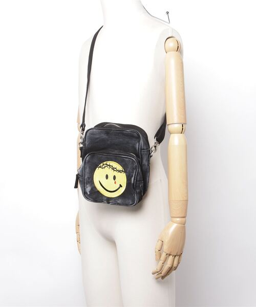 SOMEIT(サミット)の「K.O.K VINTAGE MINI BAG(ショルダーバッグ・メンズ・ブラック・ONE SIZE)」の3枚目の写真