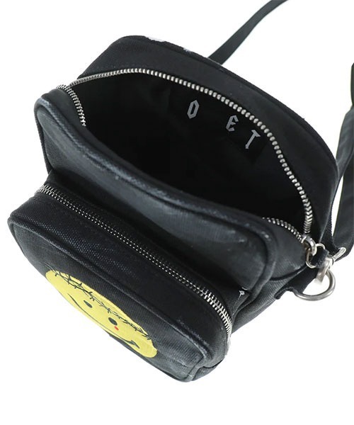 SOMEIT(サミット)の「K.O.K VINTAGE MINI BAG(ショルダーバッグ・メンズ・ブラック・ONE SIZE)」の7枚目の写真