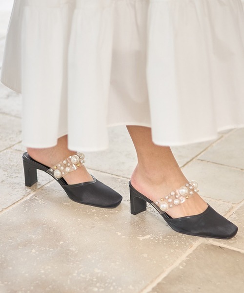 tocco closet（トッコ　クローゼット）の「パールスタッズ付きミュールサンダル（サンダル・レディース・ブラック/オフホワイト・M/L/S）」の8枚目の写真