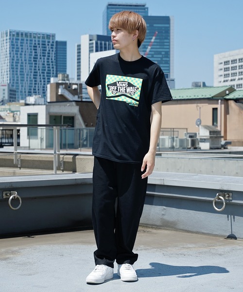 VANS（バンズ）の「VANS/ヴァンズ M COLOR&CHECKER LOGO SS TEE Tシャツ（Tシャツ/カットソー・メンズ・ブラック/イエロー/ホワイト・M/L/XL）」の5枚目の写真