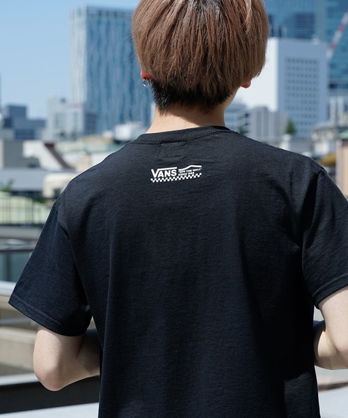 VANS（バンズ）の「VANS/ヴァンズ M COLOR&CHECKER LOGO SS TEE Tシャツ（Tシャツ/カットソー・メンズ・ブラック/イエロー/ホワイト・M/L/XL）」の4枚目の写真