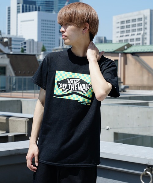 VANS（バンズ）の「VANS/ヴァンズ M COLOR&CHECKER LOGO SS TEE Tシャツ（Tシャツ/カットソー・メンズ・ブラック/イエロー/ホワイト・M/L/XL）」の17枚目の写真