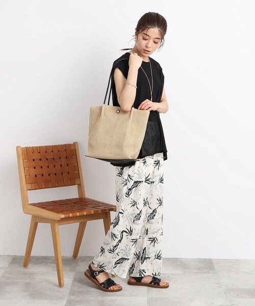 SHOO・LA・RUE（シューラルー）の「◆雑材風細ハンドルトートバッグ（トートバッグ・レディース・ネイビー/ベージュ/アイボリー・00）」の18枚目の写真