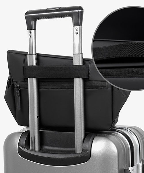 SVEC(シュベック)の「ロールトップ ショルダーバッグ(ショルダーバッグ・メンズ・ブラック/グレー・FREE)」の5枚目の写真