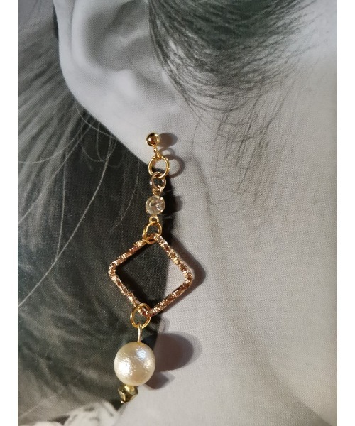 tone(トーン)の「【pino】パールピアス(MA)(ピアス(両耳用)・レディース・ゴールド・FREE)」の1枚目の写真