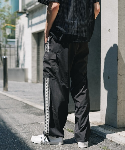 PLEASURES(プレジャー)の「PLEASURES/プレジャーズ RESCUE CARGO PANT カーゴパンツ(カーゴパンツ・メンズ・ブラック・XL/M/L)」の14枚目の写真