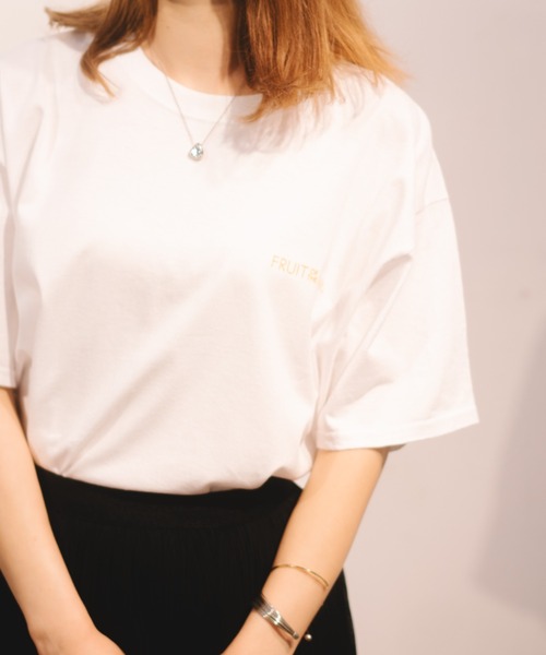 FRUIT OF THE LOOM(フルーツオブザルーム)の「プリントTシャツ 23 / 半袖 / バック / フォト / プリント / ワンポイント / ロゴ / カジュアル / ユニセックス(Tシャツ/カットソー・メンズ・サックスブルー/イエロー/レッド/グリーン・M/L/XL)」の7枚目の写真