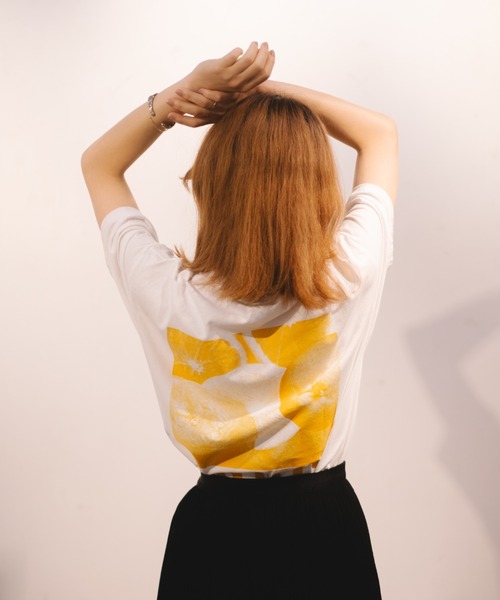 FRUIT OF THE LOOM(フルーツオブザルーム)の「プリントTシャツ 23 / 半袖 / バック / フォト / プリント / ワンポイント / ロゴ / カジュアル / ユニセックス(Tシャツ/カットソー・メンズ・サックスブルー/イエロー/レッド/グリーン・M/L/XL)」の9枚目の写真