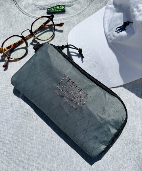 FREDRIK PACKERS（フレドリックパッカーズ）の「FREDRIK PACKERS フレドリックパッカーズ / VX21 LONG WALLET（財布・レディース・レッド/ネイビー/ブラック/グレー・ONESIZE）」の3枚目の写真