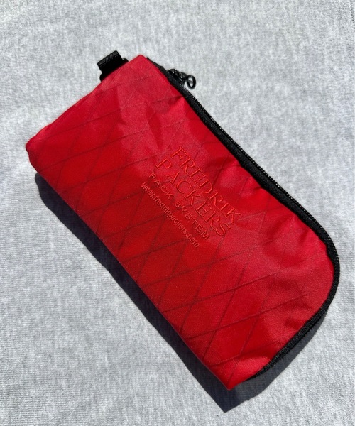 FREDRIK PACKERS（フレドリックパッカーズ）の「FREDRIK PACKERS フレドリックパッカーズ / VX21 LONG WALLET（財布・レディース・レッド/ネイビー/ブラック/グレー・ONESIZE）」の4枚目の写真