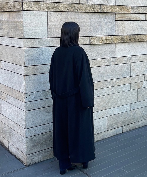 MIDIUMISOLID（ミディウミソリッド）の「MIDIUMISOLID ベルト付きロングコート（その他アウター・レディース・ブラック/ワインレッド/カーキ・38）」の7枚目の写真