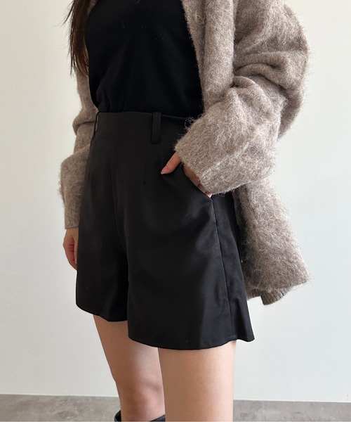 apres jour mignon（アプレジュールミニョン）の「ハイウエストショートパンツ【ZOZOTOWN限定アイテム】（その他パンツ・レディース・ブラック/グレー・X-LARGE/フリー）」の5枚目の写真