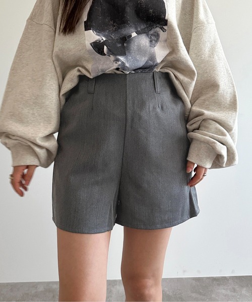 apres jour mignon（アプレジュールミニョン）の「ハイウエストショートパンツ【ZOZOTOWN限定アイテム】（その他パンツ・レディース・ブラック/グレー・X-LARGE/フリー）」の13枚目の写真