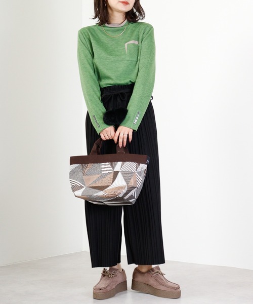 BRODIAEA（ブローディア）の「BRODIAEA 配色Wポケットプルオーバー（Tシャツ/カットソー・レディース・チャコールグレー/ライム/ネイビー/ワイン/ブルー/ベージュ・40）」の20枚目の写真