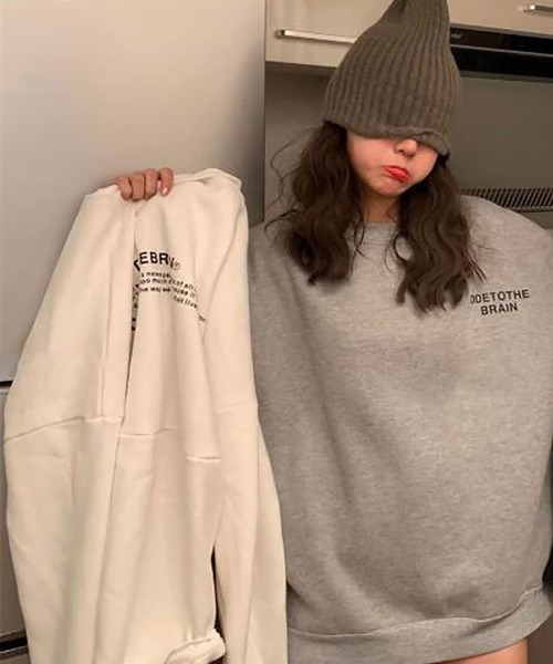 NinaetLina（ニナエリナ）の「裏起毛ワンポイントロゴトレーナー（Tシャツ/カットソー・レディース・グレー/ブラック/ホワイト・M）」の11枚目の写真