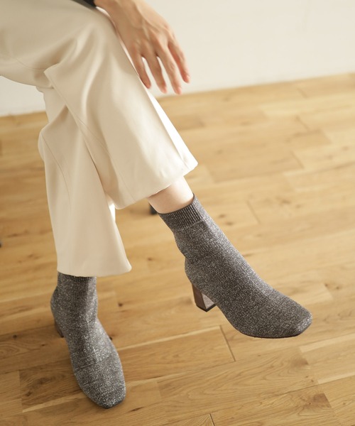 SESTO(セスト)の「チャンキーヒールニットショートブーツ(ブーツ・レディース・ブラック/シルバー・S/M/L/LL/3L)」の10枚目の写真