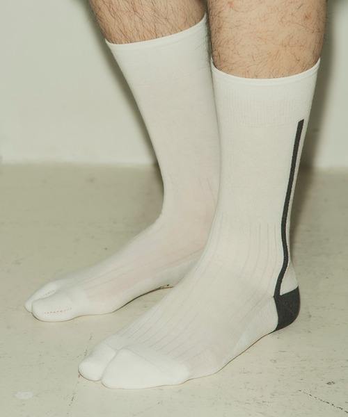 The Role design（ザロールデザイン）の「【 The Role design / ザ・ロールデザイン 】 SIDE LINE SOCKS MENS / サイドラインソックス メンズ（ソックス/靴下・メンズ・ホワイト/ブラック/ブラウン・FREE）」の2枚目の写真