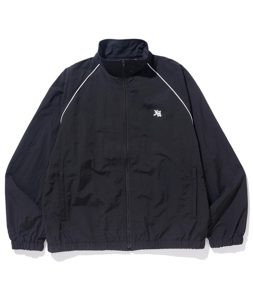 XLARGE（エクストララージ）の「OLD ENGLISH NYLON TRACK JACKET（ナイロンジャケット・メンズ・ブラック/ネイビー/グレー・M/XL/L/S）」の14枚目の写真