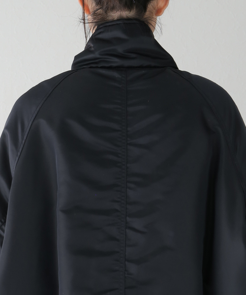 Spick & Span(スピックアンドスパン)の「≪一部店舗+WEB限定≫【upper hights / アッパーハイツ】 THE U-BENCH(ミリタリージャケット・レディース・ベージュ/ネイビー・MEDIUM)」の7枚目の写真