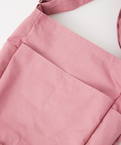 MILKFED.(ミルクフェド)の「HEART EMBROIDERY CANVAS BAG(ショルダーバッグ・レディース・ホワイト/ライトピンク/ブラック・ONE SIZE)」の12枚目の写真