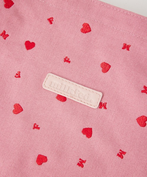 MILKFED.(ミルクフェド)の「HEART EMBROIDERY CANVAS BAG(ショルダーバッグ・レディース・ホワイト/ライトピンク/ブラック・ONE SIZE)」の8枚目の写真