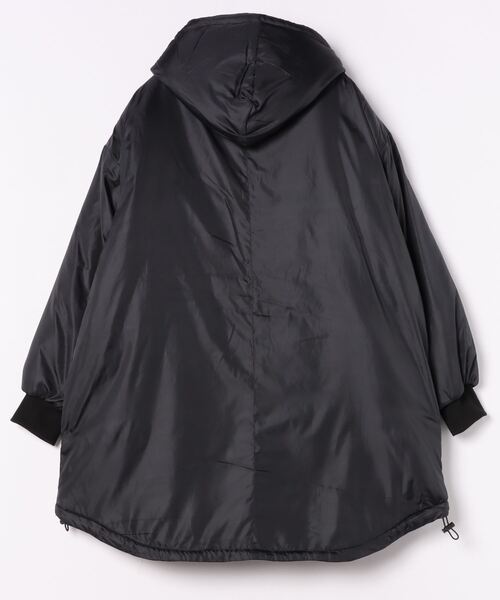 BAYBLO（ベイブロ）の「(DV)【ユニセックス】中綿 パデット モンスターパーカー（ダウンジャケット/コート・メンズ・ブラック/ベージュ/カーキ・MEDIUM/LARGE/X-LARGE）」の4枚目の写真