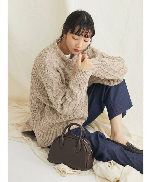 CRAFT STANDARD BOUTIQUE(クラフトスタンダードブティック)の「ブラッシングケーブルニット(ニット/セーター・レディース・グレイッシュベージュ/グリーン/ネイビー・M/L)」の5枚目の写真