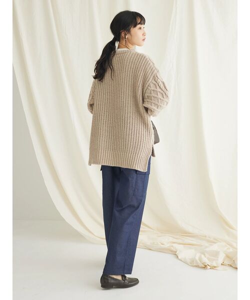 CRAFT STANDARD BOUTIQUE(クラフトスタンダードブティック)の「ブラッシングケーブルニット(ニット/セーター・レディース・グレイッシュベージュ/グリーン/ネイビー・M/L)」の8枚目の写真