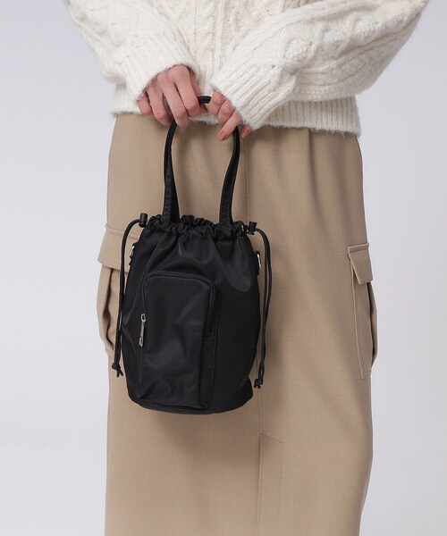 GALLEST（ギャレスト）の「ショルダー巾着ポーチ（ショルダーバッグ・レディース・カーキ/ブラック・00）」の3枚目の写真