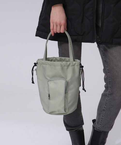 GALLEST（ギャレスト）の「ショルダー巾着ポーチ（ショルダーバッグ・レディース・カーキ/ブラック・00）」の6枚目の写真