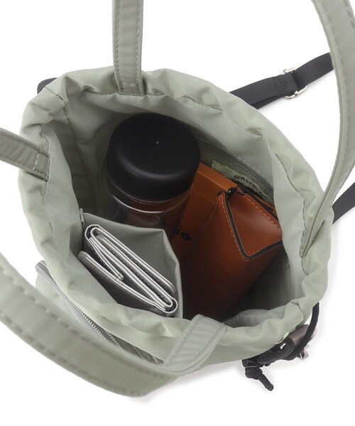 GALLEST（ギャレスト）の「ショルダー巾着ポーチ（ショルダーバッグ・レディース・カーキ/ブラック・00）」の15枚目の写真