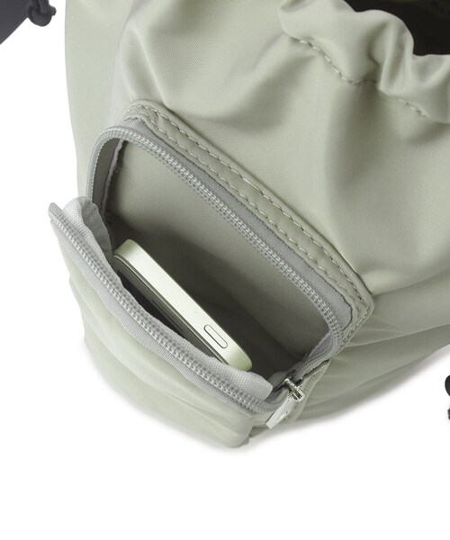 GALLEST（ギャレスト）の「ショルダー巾着ポーチ（ショルダーバッグ・レディース・カーキ/ブラック・00）」の16枚目の写真