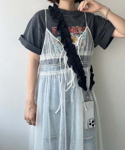 Me%（ミィパーセント）の「クシュクシュモバイルショルダーストラップ 993228（スマホグッズ・レディース・ブラック/シルバー/アイボリー/ベージュ・FREE）」の7枚目の写真