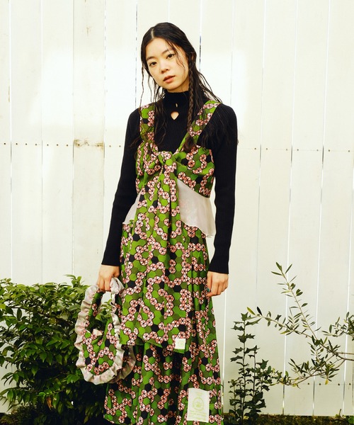moyan ecri(モヤン エクリ)の「<moyan ecri>マルチウェイビスチェ【アフリカンファブリック】(ベスト・レディース・グリーン系その他・FREE)」の5枚目の写真