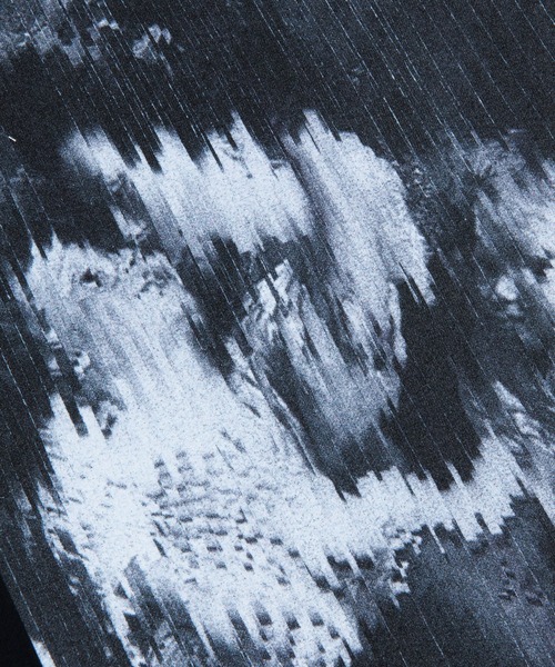 Sync.(スィンク)の「Sync.【KOSUKE KAWAMURA】TEE "FAMILY PORTRAIT B&W"(Tシャツ/カットソー・メンズ・ブラック/ホワイト・MEDIUM/LARGE/XX-LARGE/X-LARGE/SMALL)」の4枚目の写真