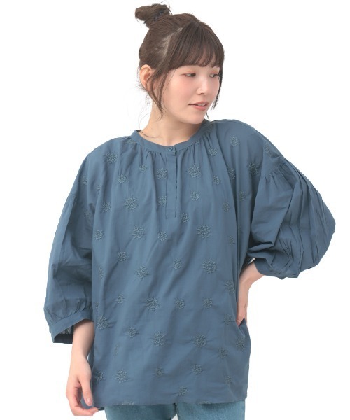 フラワー刺繍プルオーバー【大きいサイズ】（シャツ/ブラウス）｜チチカカ（チチカカ）