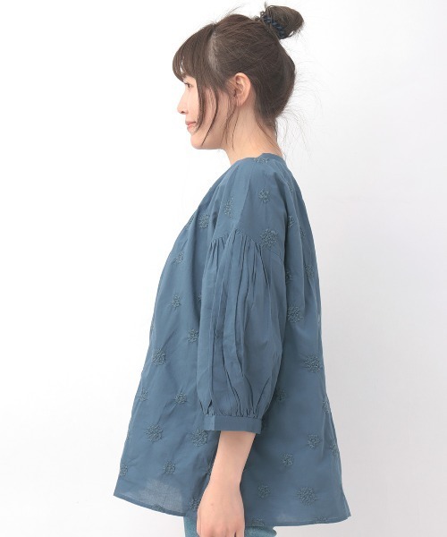 フラワー刺繍プルオーバー【大きいサイズ】（シャツ/ブラウス）｜チチカカ（チチカカ）