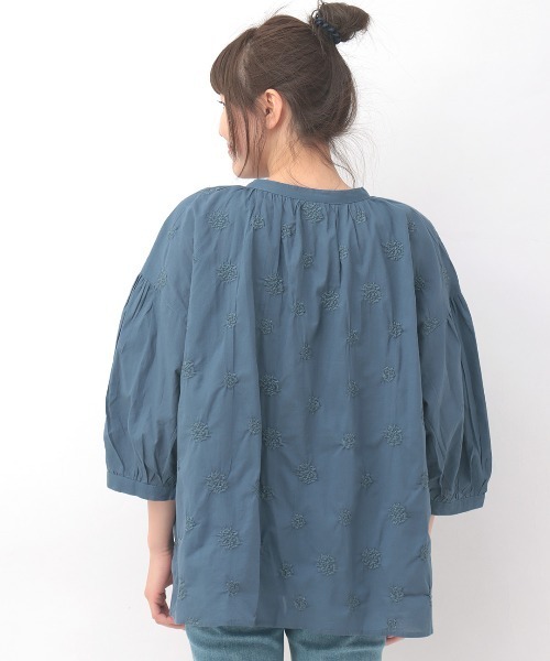 フラワー刺繍プルオーバー【大きいサイズ】（シャツ/ブラウス）｜チチカカ（チチカカ）