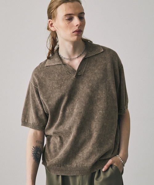 EMMA CLOTHES（エマクローズ）の「ストーンウォッシュスキッパールーズニットポロシャツ EMMA CLOTHES 2024SS（ポロシャツ・メンズ・ダークグレー/ライトカーキ/マルーン/ライトグレー/ブラウン・L/M）」の4枚目の写真